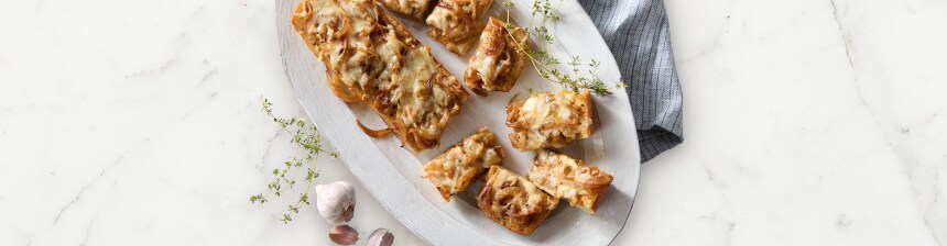 French Onion Garlic Bread